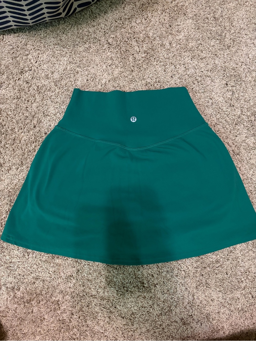 lululemon athletica Deep Teal Athletic Skirt with built in shorts size 2-4